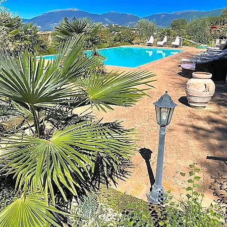 Sleeps 4 2 In - Stunning Grounds Panoramic Views Around