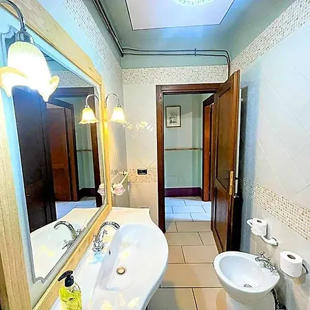 فندق Sleeps 4 2 In - Stunning Grounds Panoramic Views Around سبوليتو